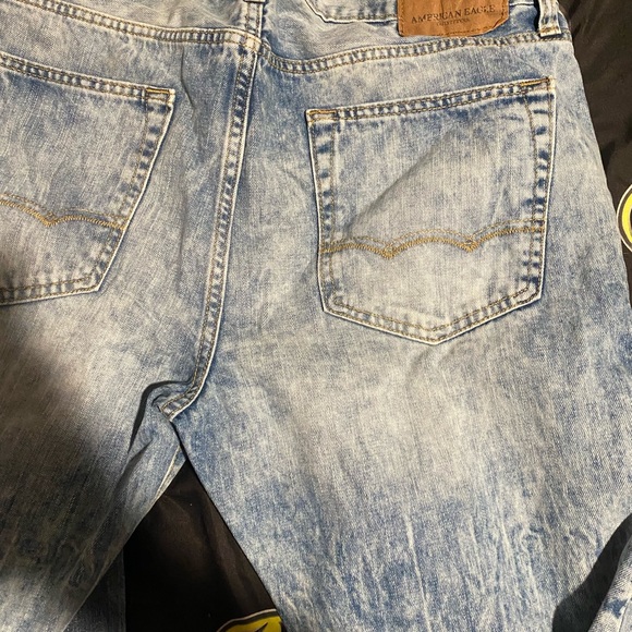 Like new American Eagle jeans 36w 32 L worn twice - Picture 3 of 7